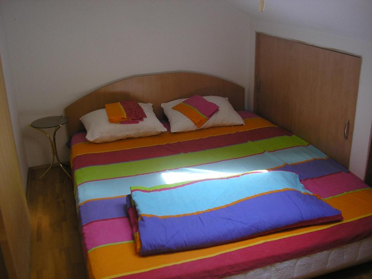 Suncano Potkrovje U Centru Apartment สโกเปีย ภายนอก รูปภาพ